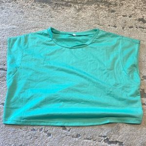 Xl cropped turquoise tee